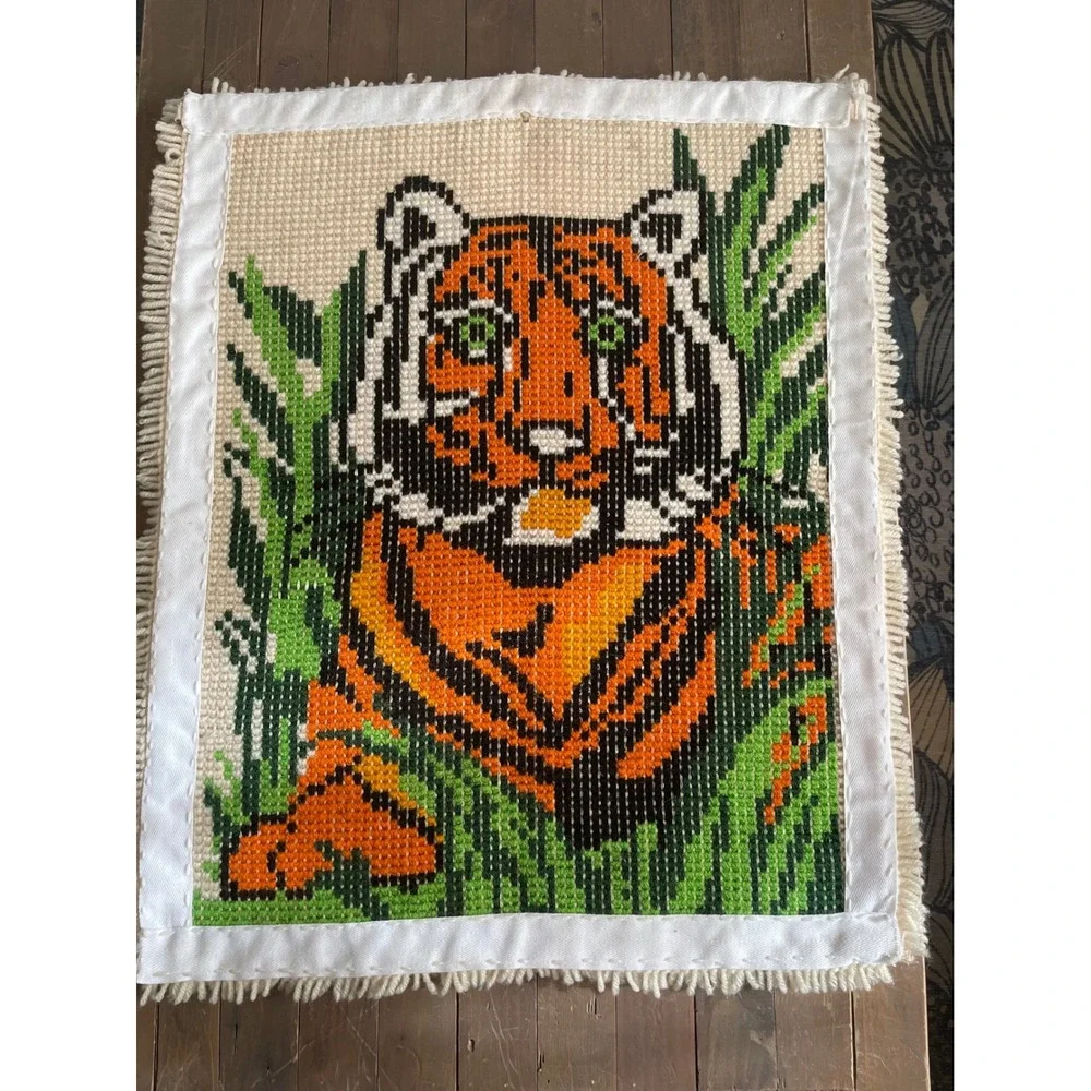 Vintage 70's Tiger Latch Hook‎ Rug Wall Hanging Art Jungle Decor
